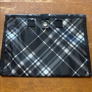 Thirty One Bag Timeless Travel Cosmetic Fold Up Organizer Go Black Plaid